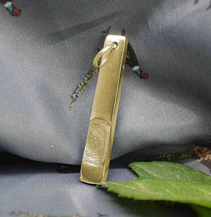 Solid Gold Bar Pendant with real Fingerprint | Engraved with the word Daddy | Personalised Necklace | Sophia Alexander Fingerprint Jewellery | Handmade in Suffolk UK