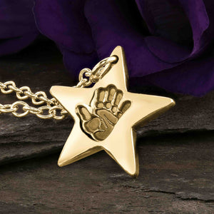 9ct GOLD TRACE CHAIN WITH FINGERPRINT STAR NECKLACE