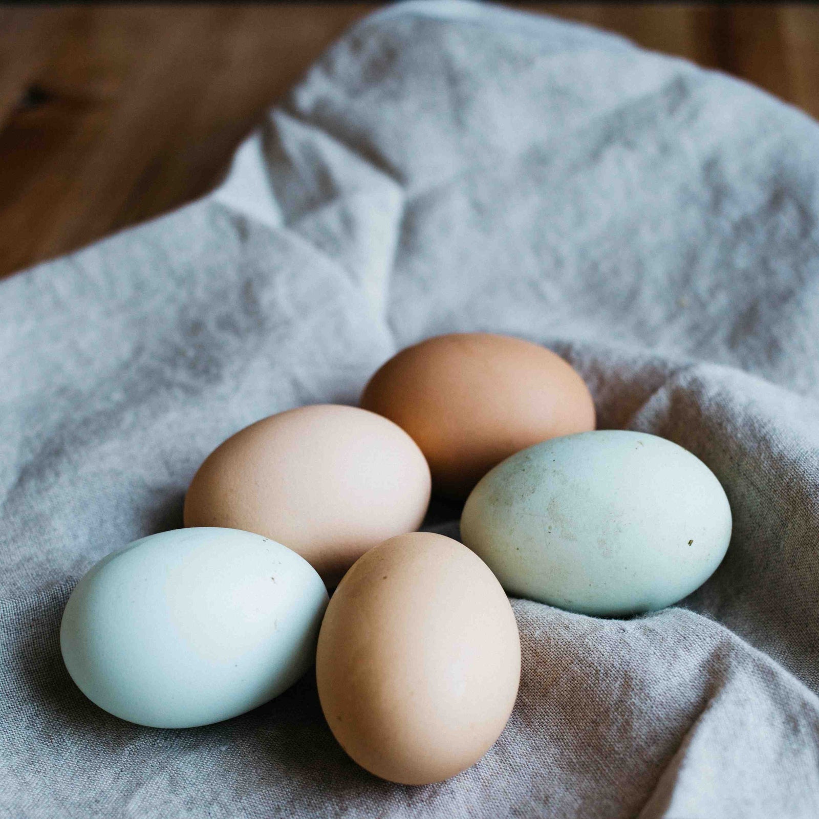 April in England – Folklore, Facts and Things to do