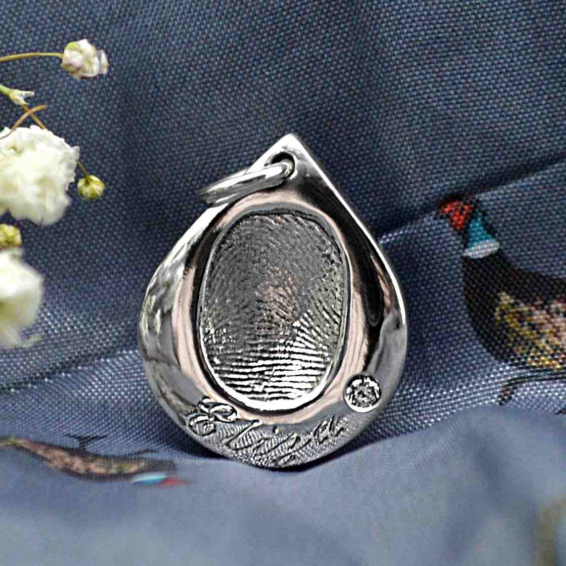 White Gold Diamond Teardrop Fingerprint Necklace | Personalised Name Necklace | Sophia Alexander Fingerprint Jewellery | Handmade in Suffolk UK