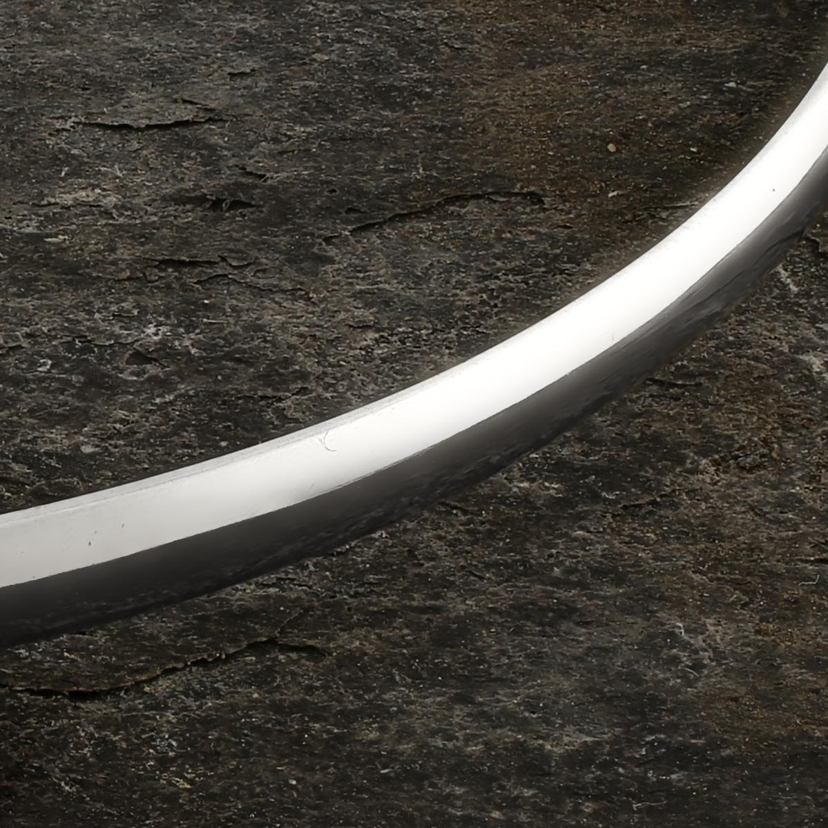 SILVER D SHAPED BANGLE BRACELET WITH FINGERPRINT CHARM